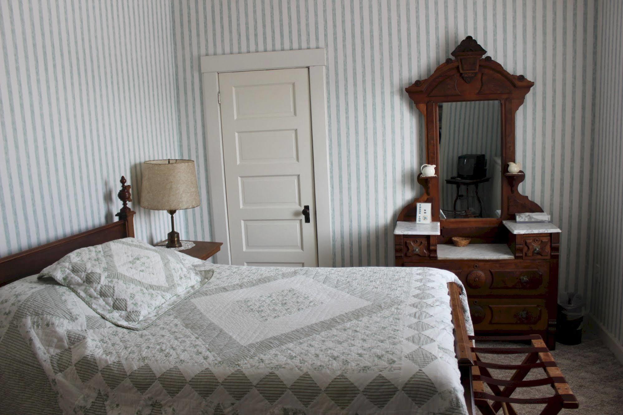 Casselman Inn Grantsville Kültér fotó